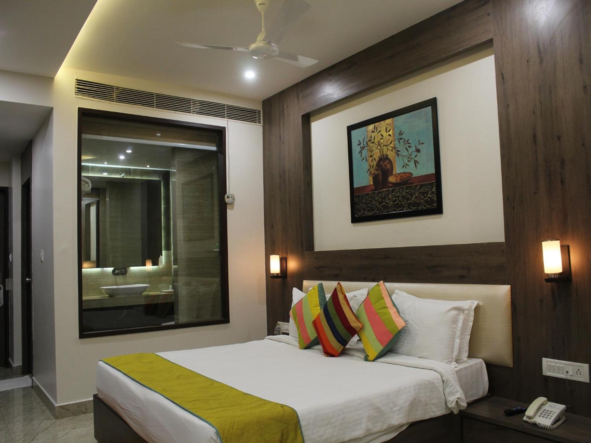 Seven Sky Clarks Exotica Hotel Bhuj Eksteriør billede