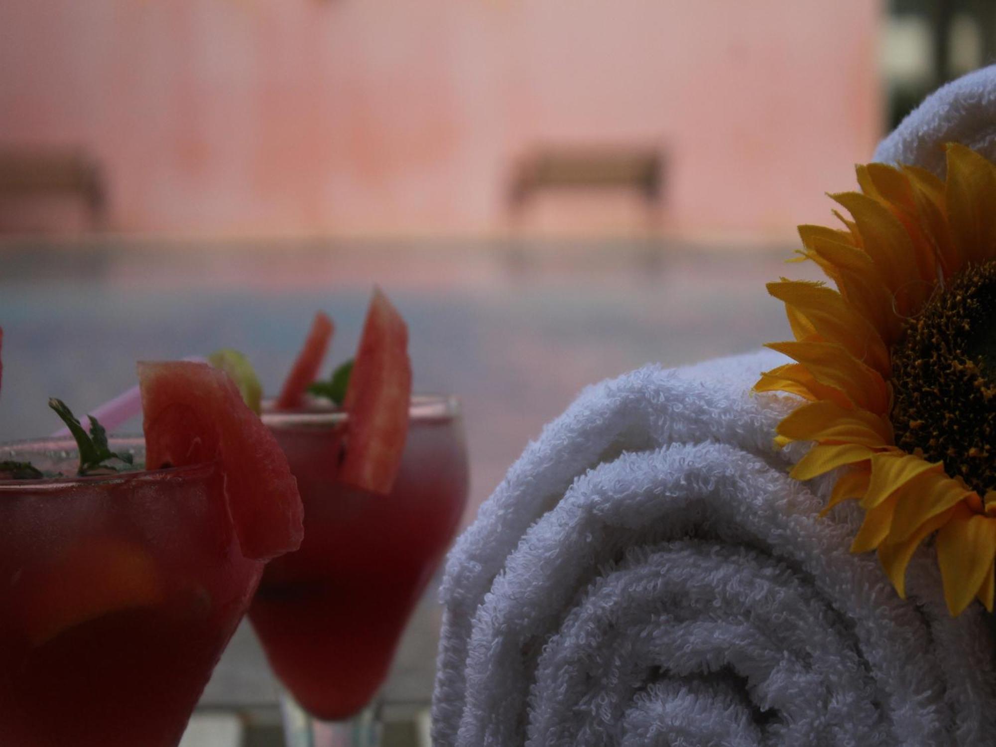 Seven Sky Clarks Exotica Hotel Bhuj Eksteriør billede