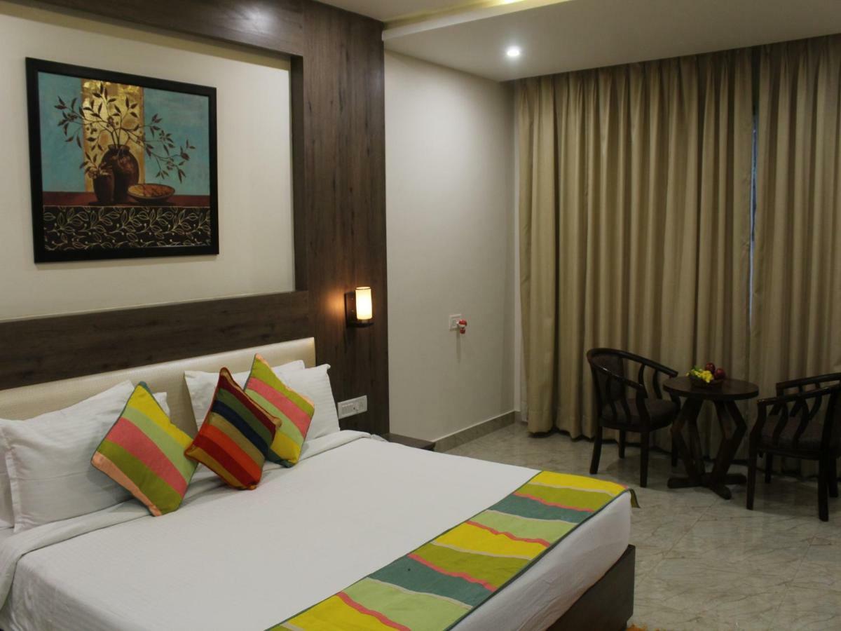 Seven Sky Clarks Exotica Hotel Bhuj Eksteriør billede